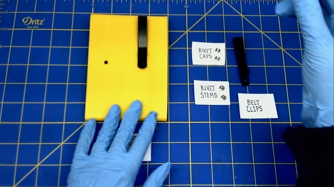 Place Belt Clip on to Knee Board